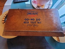 RARE 1950 WOODEN SUITCASE TEST MOBILE MADE IN USA