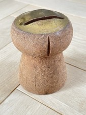 Ancienne tirelire Bouchon de