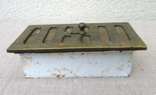 Ancienne grille aération en - ancienne, d'aÉration