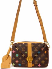 LOUIS VUITTON Monogram Craggy