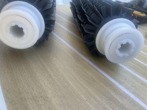 Une paire brosse pour - une, de
