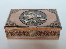 Ancienne boite à biscuits en