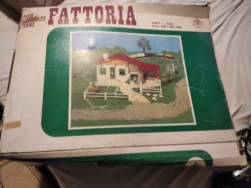 Cabane ferme en bois - 1/32,