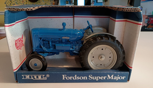 Ertl fordson super - fordson,