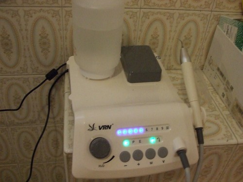 Detartreur ultra sons dentaire - detartreur,