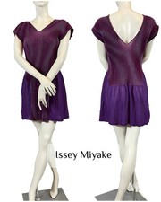 Robe Violette Issey Miyake