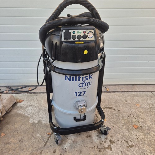 Aspirateur industriel nilfisk