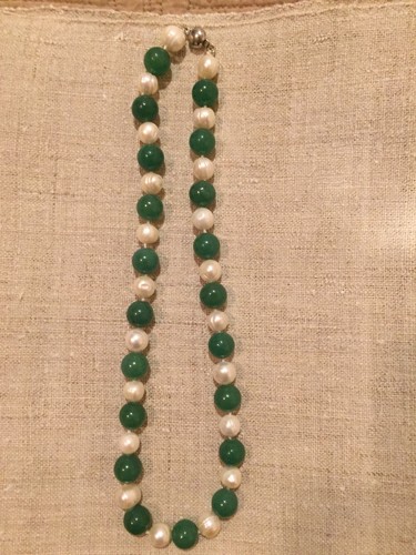 Chrysporase and pearl necklace - and,