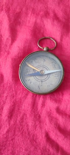 Boussole militaire ancienne - boussole,