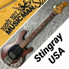 Music Man Stingray 4 USA basse électrique finition huile marron vintage du Japon