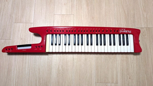 Roland shoulder keyboard - shoulder,
