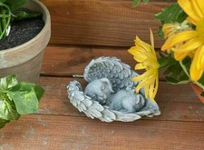 Décoration funéraire chien