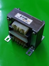 Transformateur  Prim. 220 V