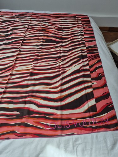 Carre soie louis vuitton - louis,