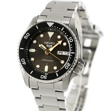 SEIKO 5 Sports SKX Series 4R35