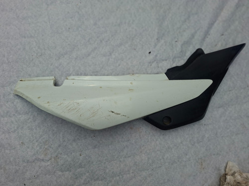 Carenage lateral droit - droit, honda
