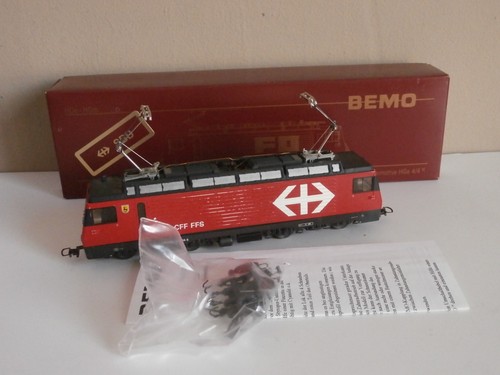Echelle hom locomotive - echelle,