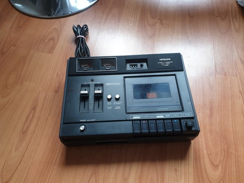 Magnétophone cassette - a,