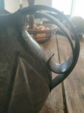 Cruche dinanderie art déco 