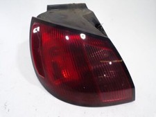 FEU ARRIERE GAUCHE 8331A073