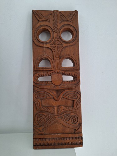 Statue sculpture tiki