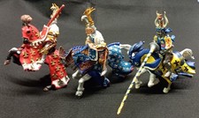 PAPO LOT DE 03 FIGURINES