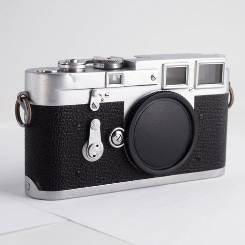 Leica - (double, ds)