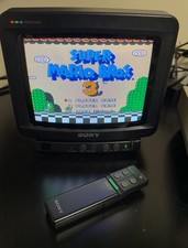 Vintage Sony Trinitron CRT-TV 8"   KV-8AD10 w/ Remote Working! *See Video