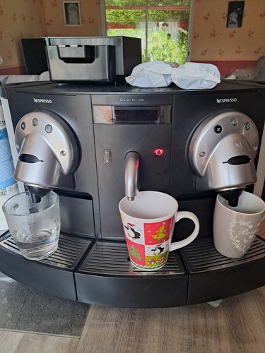 Machine café nespresso - machine,