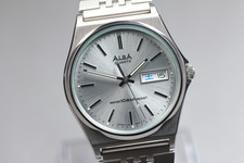 Vintage 1988 [NEUF] New Batt Seiko Alba V743-8A10 KANJI Mens Watch From JAPAN