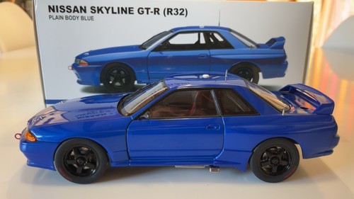 Nissan skyline r - 32, plain