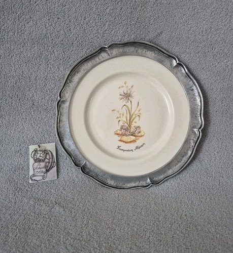 Assiette décorative - , en