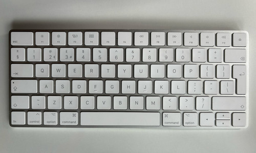 Apple magic keyboard - magic,