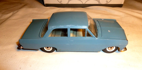 Ancien voiture gama une opel - ancien,