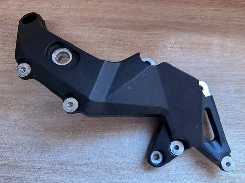 Support moteur gauche - gauche, piece