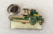 vintage pin's AGRICULTURE / TRACTOR / JOHN DEERE combine version 1