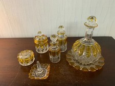 Ensemble de toilette goût cristal de Saint Louis (prix du lot)