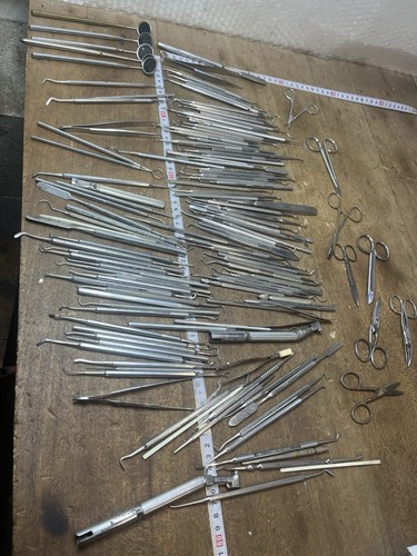 Lot 126 outils - , anciens