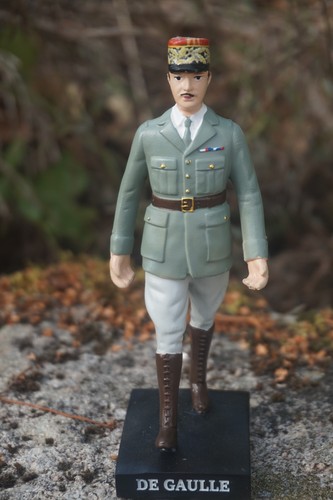 Re0167 figurine statuette - re0167,