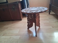 Guéridon sellette hindouiste