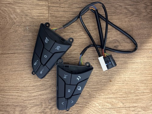 Boutons commande volant - boutons,