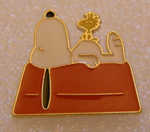 Pin snoopy and woodstock - snoopy,