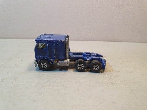 Kenworth hot wheels - hot,