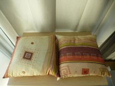 Lot de 2 coussin 40x40 neuf