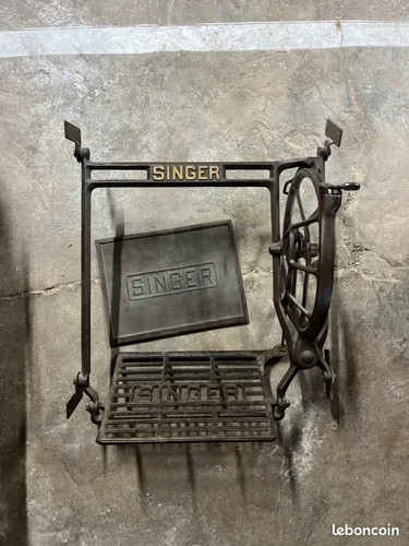 Pied machine coudre - de, à