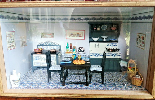 Grand diorama vitrine - diorama,