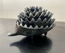 Cendriers hérisson vintages