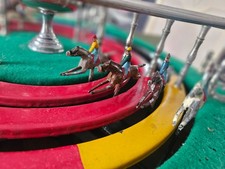 Jeu ancien de chevaux