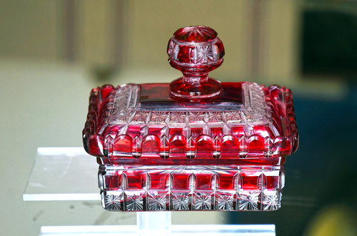 Baccarat boite couverte - ·,