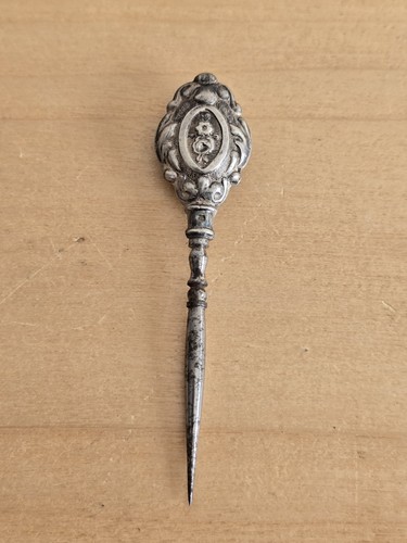Ancien poincon couturiere - poincon, de
